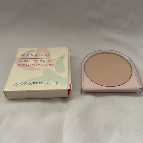 Mary Kay Powder Perfect Pressed Powder